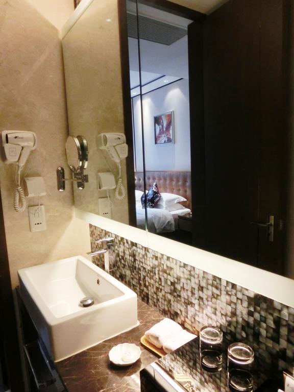 Estay Residence • Poly Central Pivot Γκουανγκζού Δωμάτιο φωτογραφία